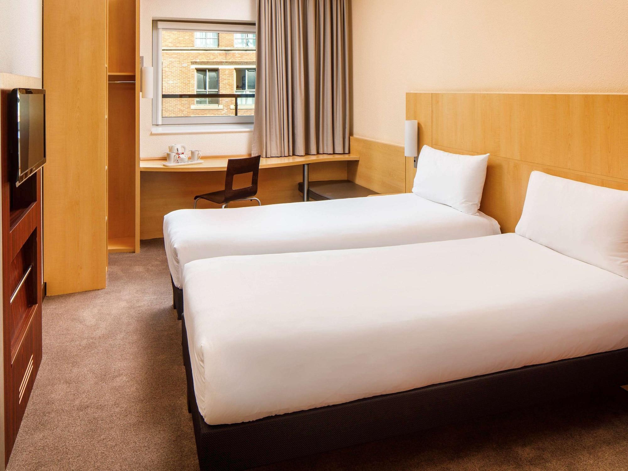 Готель Ibis Nottingham Centre Екстер'єр фото